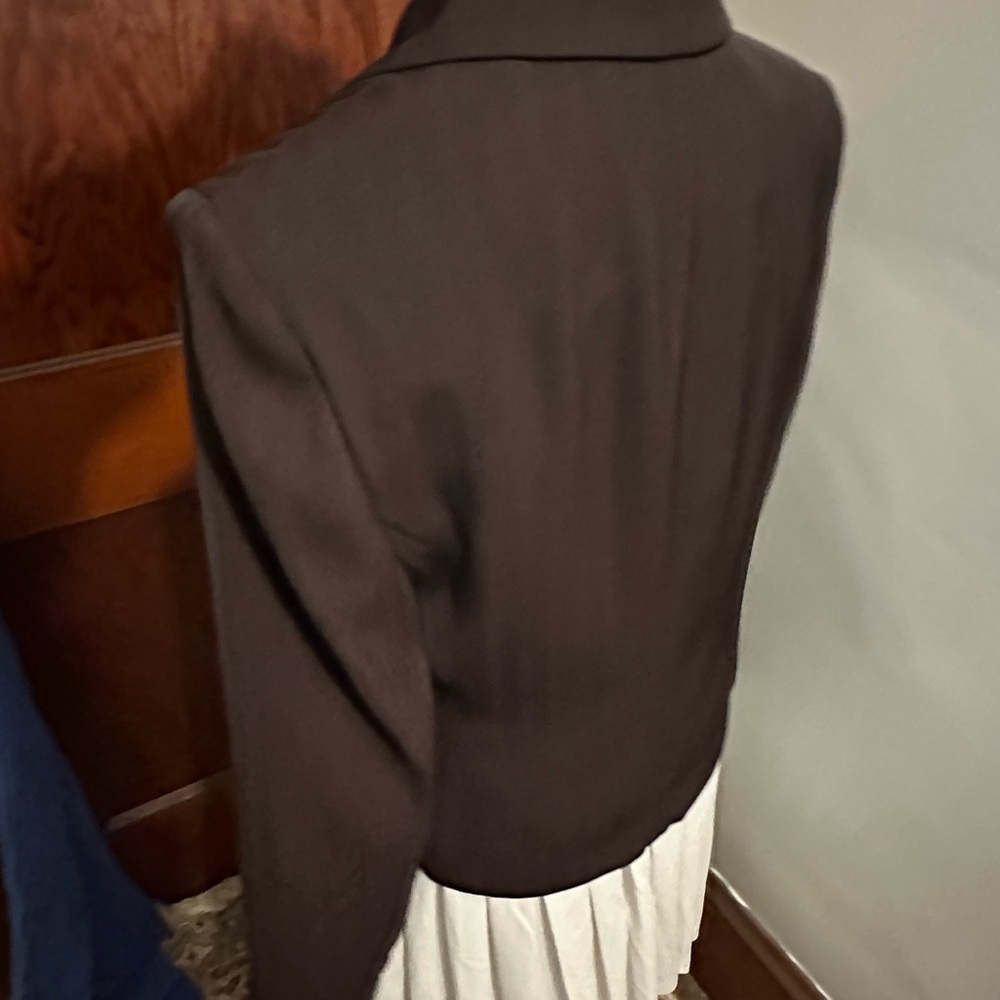 Beautiful Joneswear fitted Blazer/ Size 14